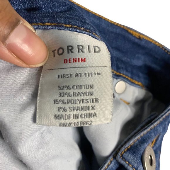 Torrid Women's Double Striped Medium Wash Mini Skirt - Picture 5 of 8